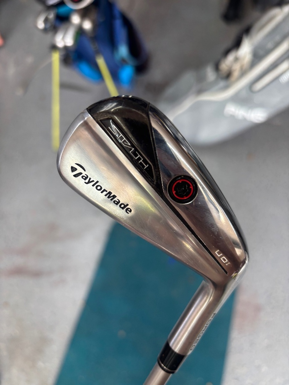 TaylorMade Stealth UDI 3 Iron – Stiff Flex – Midsize Grip